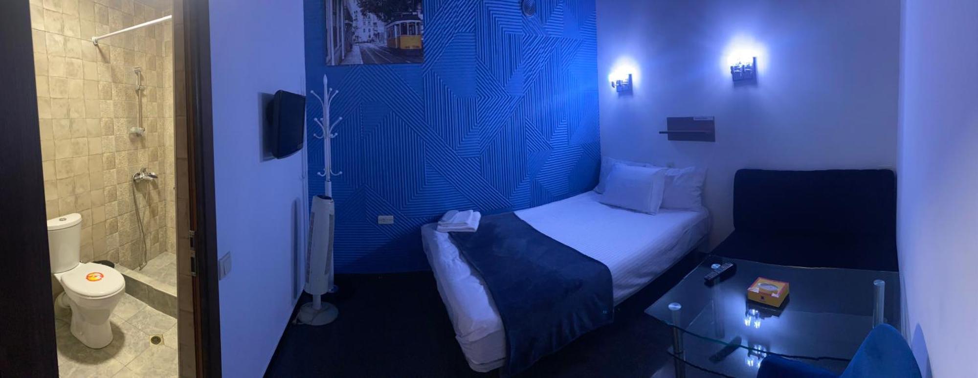 Enigma Hostel Erivan Exterior foto